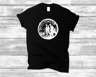 金属探知機趣味Tシャツ、イギリスのコメディ探知機にインスパイアされたギフト、トレジャーハンターTシャツ