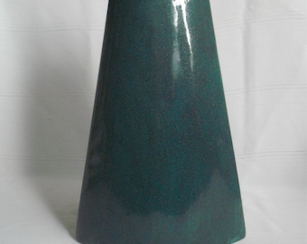 Jarrón de almohada triangular