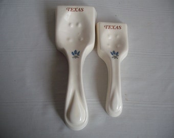Set of 2 Spoon Rests / With Bluebonnets