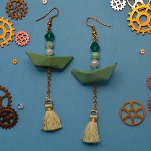 orecchìni pendenti origami a barca con perle