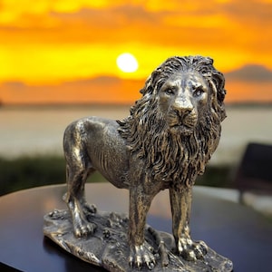 Bronze Lion Statue – Symbol of Strength & Nobility | Home or Office Decor | Perfect Gift for Animal Figure Collectors