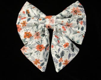Holiday Floral Christmas Dog Cat Lady Sailor Bow Tie: Easy Collar Attachment