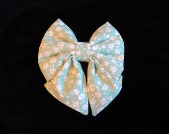 Meadow Soft Green Floral Dog Cat Lady Sailor Bow Tie: Easy Collar Attachment
