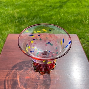 SÄLLSYNT Vintage MacKenzie Childs Smält Konfetti Konstglas Piedestal Skål Godisfat bild 3