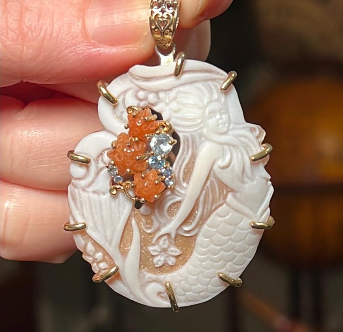 RARE Michael Valitutti Mermaid Real Shell Cameo Sterling Silver Necklace  Pendant - Etsy New Zealand, image size:1170x1133