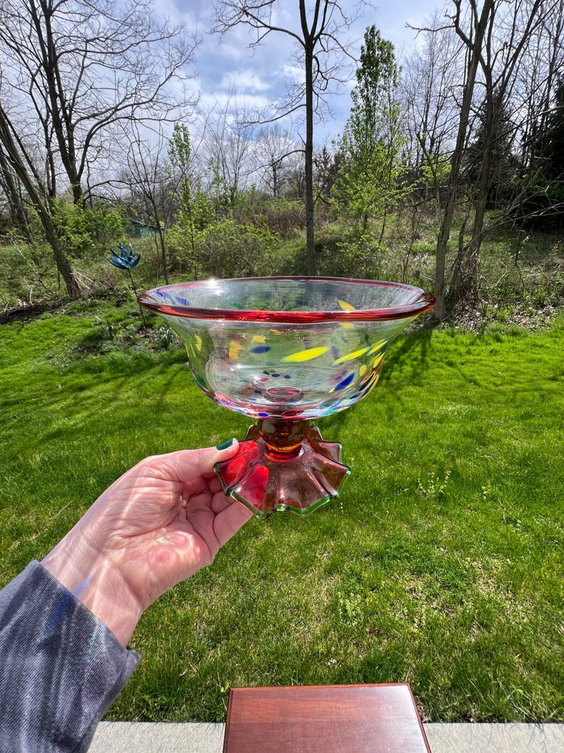 SÄLLSYNT Vintage MacKenzie Childs Smält Konfetti Konstglas Piedestal Skål Godisfat bild 9