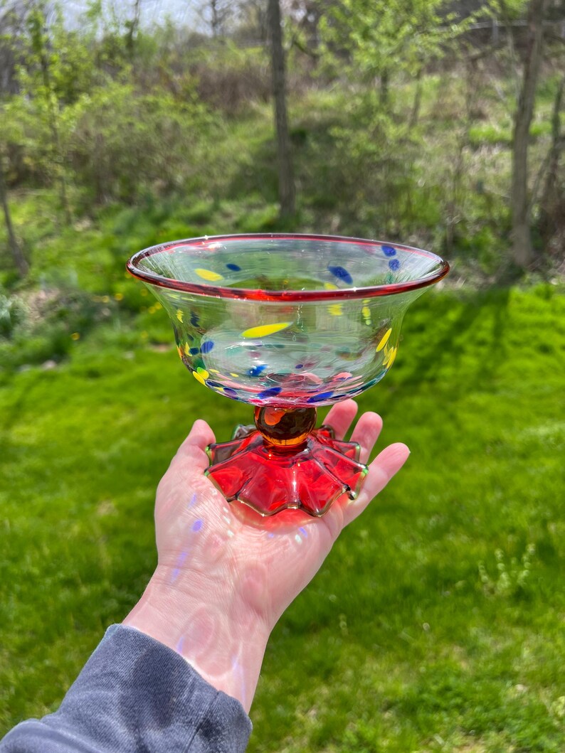 SÄLLSYNT Vintage MacKenzie Childs Smält Konfetti Konstglas Piedestal Skål Godisfat bild 5