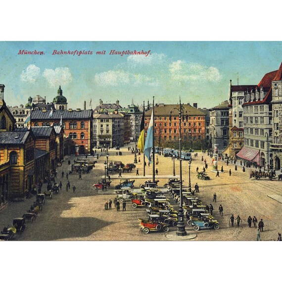 Postcard. Munich train station around 1915