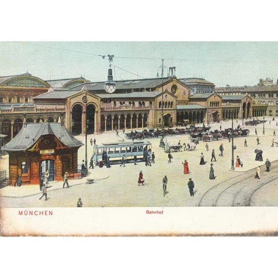 Retro postcard / Munich / train station