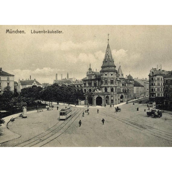 Postcard. Munich Löwenbräu Keller