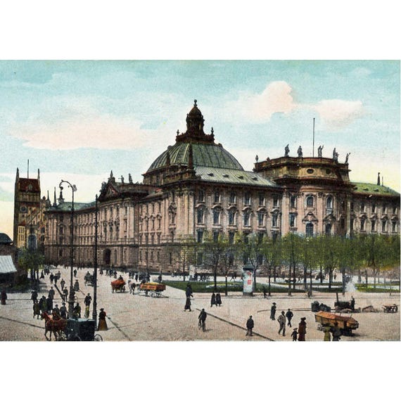 Retro postcard / Munich / Palace of Justice