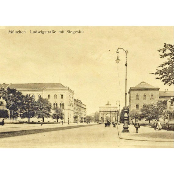 Retro postcard / Munich / Ludwigstrasse with Siegestor