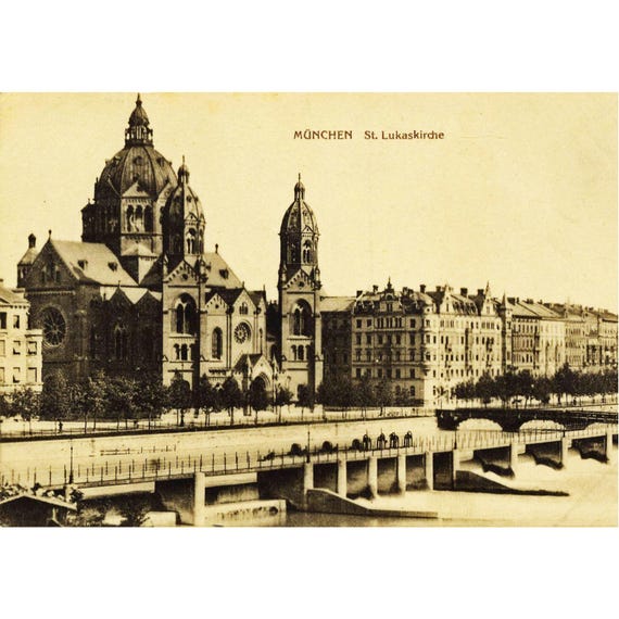 Retro postcard / Munich / St. Luke's Church
