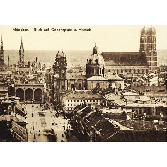 Retro postcard / Munich / Odeonsplatz / Old Town