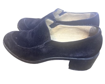 Joan & David Too zwarte suède loafers met blokhak, handgemaakt in Italië, Vibram-zool, maat 7.5 M