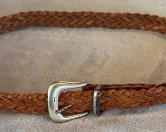 Hand Braided Leather Belt - Rectangle Metal Buckle With Horn  display picture 1