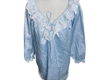 Vintage Lady Cameo Dallas Nightgown Blue satin lace neckline USA short gown sz M