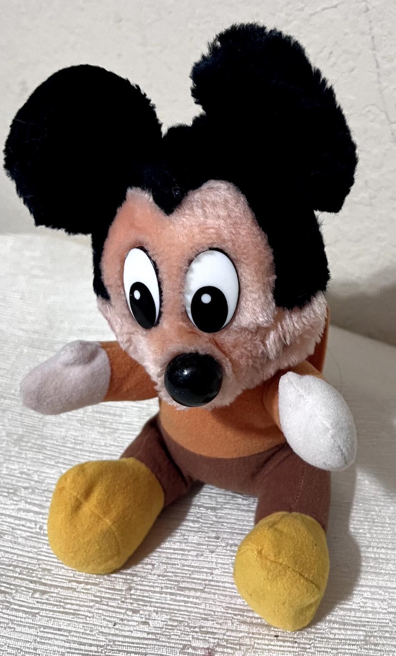 Vintage 1984 Disney Mickey Mouse Christmas Carol Plush Bob Cratchit Hardees 8" image 1