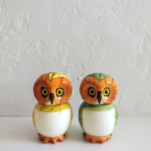 Pair of genuine alabaster owls hand painted and made in Italy