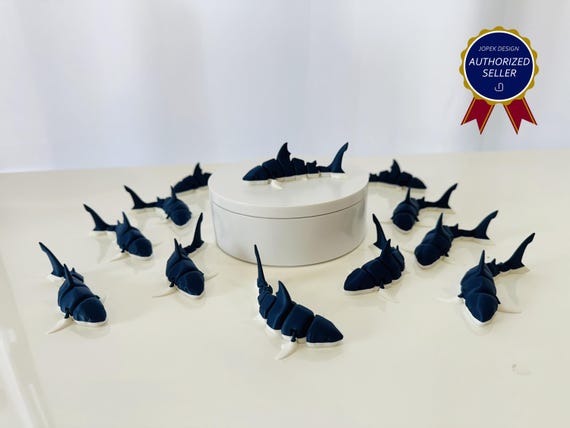 Flexi Great White Shark Articulated Fidget | Flexi Figurine | 3 Sizes 3 to 7 In | Colored Figure | 3D Printed | Decor | Cute Art | Gifts