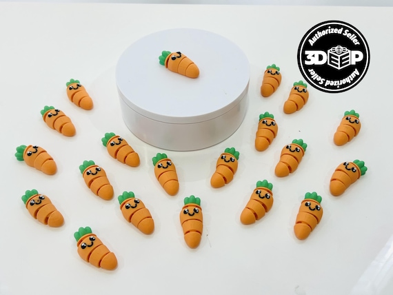 Flexi Kawaii Carrot Articulated Fidget | Flexi Figurine | Colored Figure | 3D Printed | Decor | Cute Art | Kawaii Carrot | Gifts