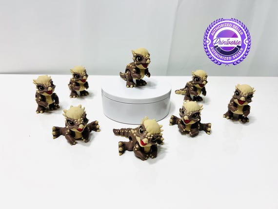 3D Printed Flexi Articulated Baby Pachycephalosaurs Bone Headed Dinosaur Figurine: Articulated Fidget Decor