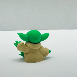 Figura de Mini Grogu: Diseño de dibujos animados impreso en 3D - J3 imagen 7