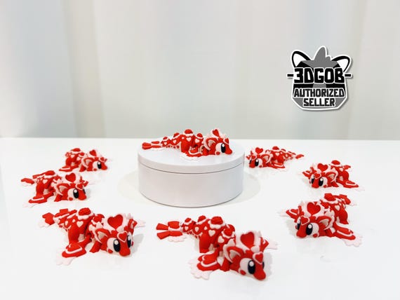 3D Printed Flexi Heart Seeker Mini Dragon Figurine Decor, Fidget Toy - C15