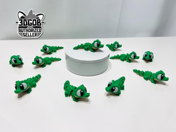3D Printed High Details Articulated Flexi Crocodile Fidget - Eco-Friendly PLA Decor - D3