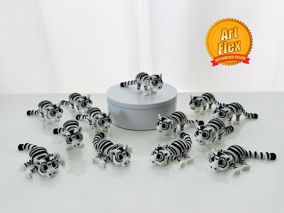 Flexi Tiger Articulated Fidget | Flexi Figurine | 2 Sizes | Colored Figure | 3D Printed | Decor | Cute Art | Tiger | Gifts