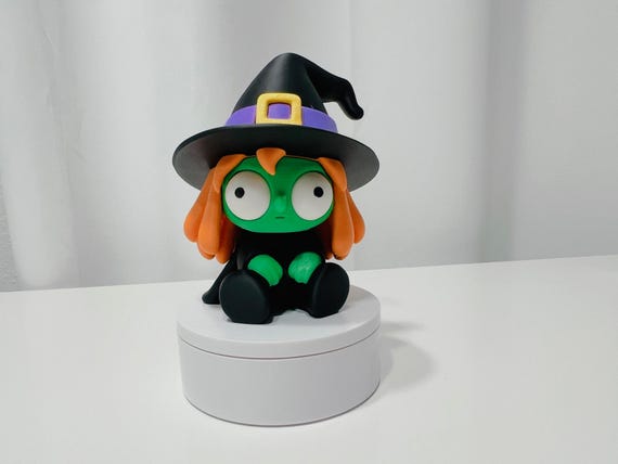 3D Printed High Details Goofy Witch Figurine + Moveable Interactive Eyes -