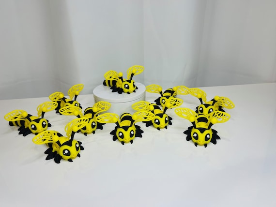 Flexi Articulated Honey Bee | 3D Printed Poseable Bee Figurine | Cute and Fun Collectible | Flexible Insect Desk Toy