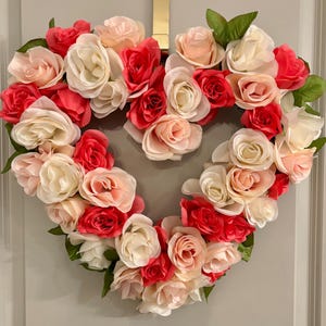 Rose Heart Wreath: Pink & White Valentine&#39;s Day Decor (18&quot;)