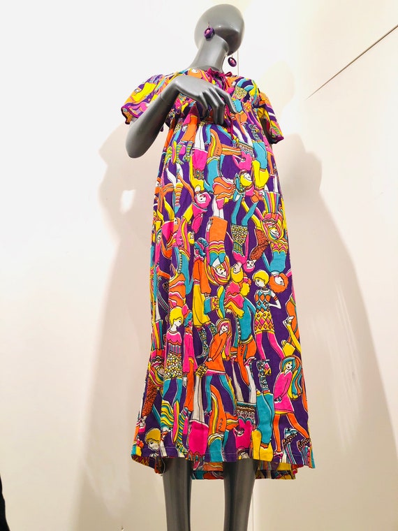 60s Groovy Psychedelic Mod BoHo People Dress