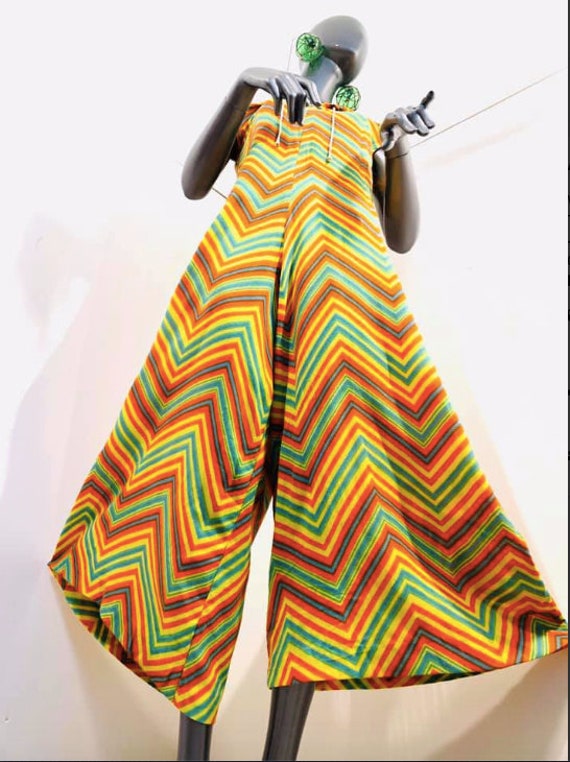 Amazing 60s Mod Swinging London Chevron Citric Aci