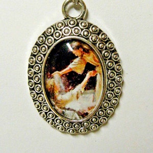 Christ the healer pendant and chain AP04-266 image 1