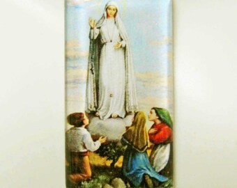 Our Lady of Fatima pendant with chain - GP01-013