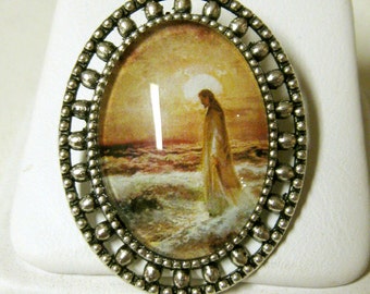 Christ walking on water brooch/pin - BR02-007