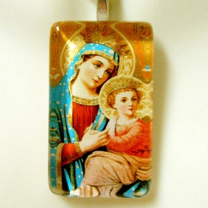 Our Lady of Perpetual Help pendant with chain - GP09-243