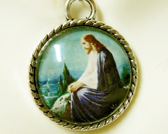 Christ on the Mount of Olives pendant and chain - AP05-299