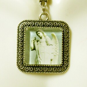 Archangel Michael pendant and chain - AP02-129
