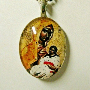 Black Madonna pendant with chain - GP12-210 cameo style