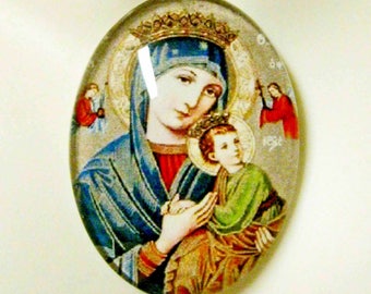 Our  Lady of Perpetual Help pendant with chain - GP04-355 cameo style