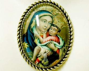 AP26-328 Black Madonna and child pendant and chain