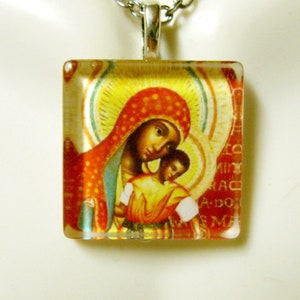 Black Madonna and child pendant with chain -  GP02-197