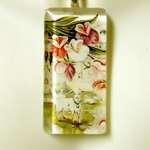 Paaslammeren met doperwtenhanger met ketting - GP01-311