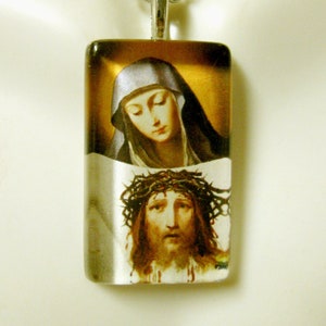 Saint Veronica pendant with chain - GP09-183