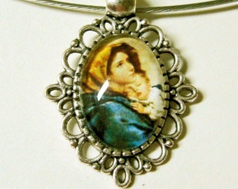 Madonna of the streets necklace - AP01-116