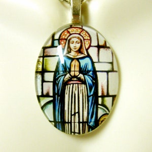 Immaculate Conception pendant with chain - GP04 - 301 cameo style