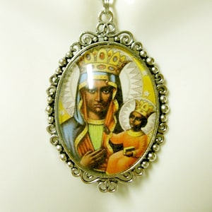 Black Madonna pendant and chain - AP09-429